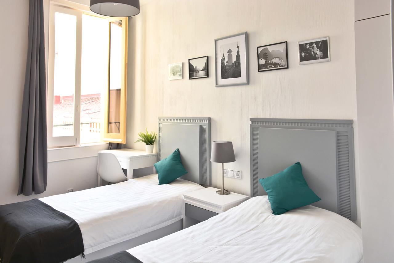 Hostal Guestped Madrid Exterior foto